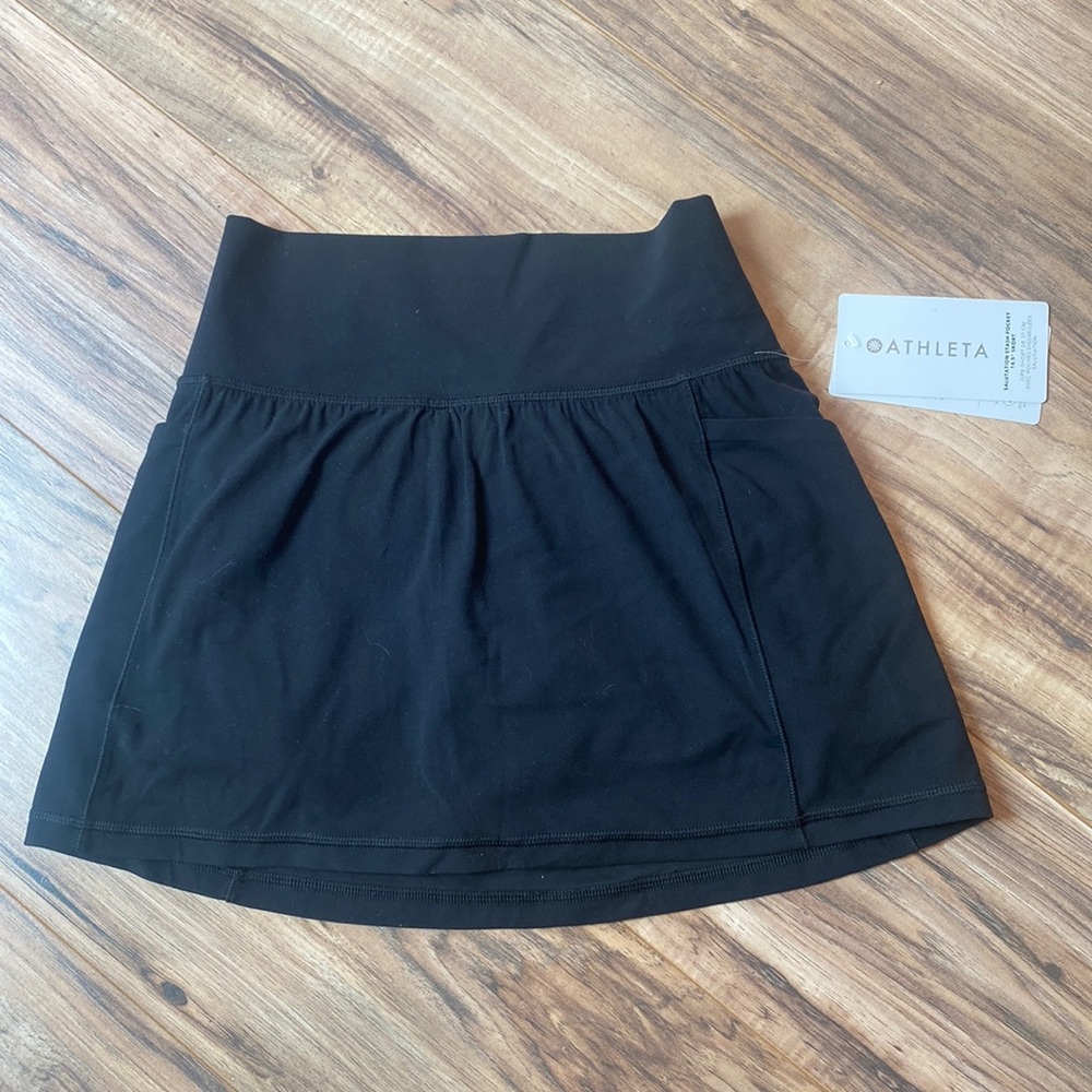 Athleta Salutation Stash Pocket 14.5” Skort